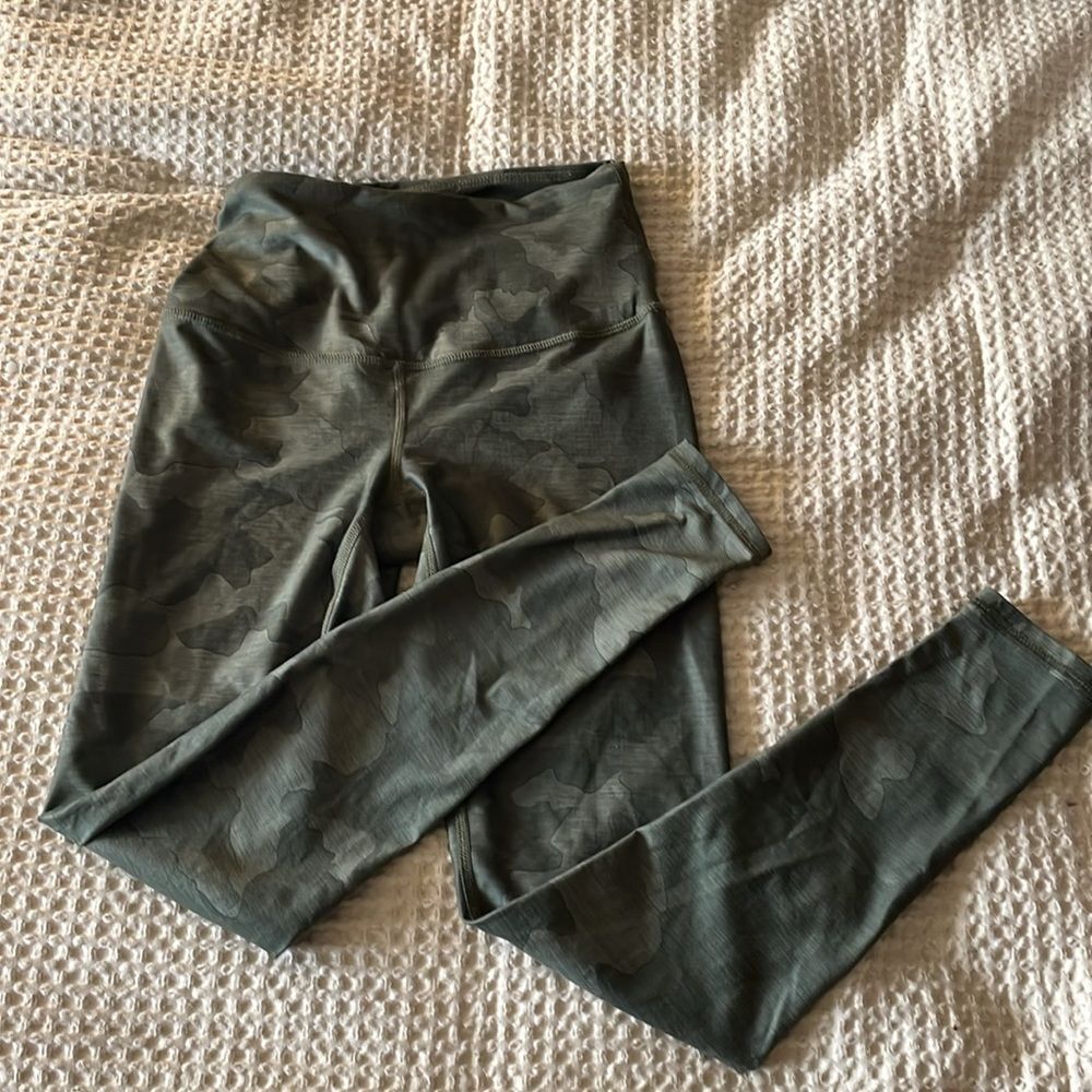 Prana Green Camo Workout Exercise Leggings Pants size small S